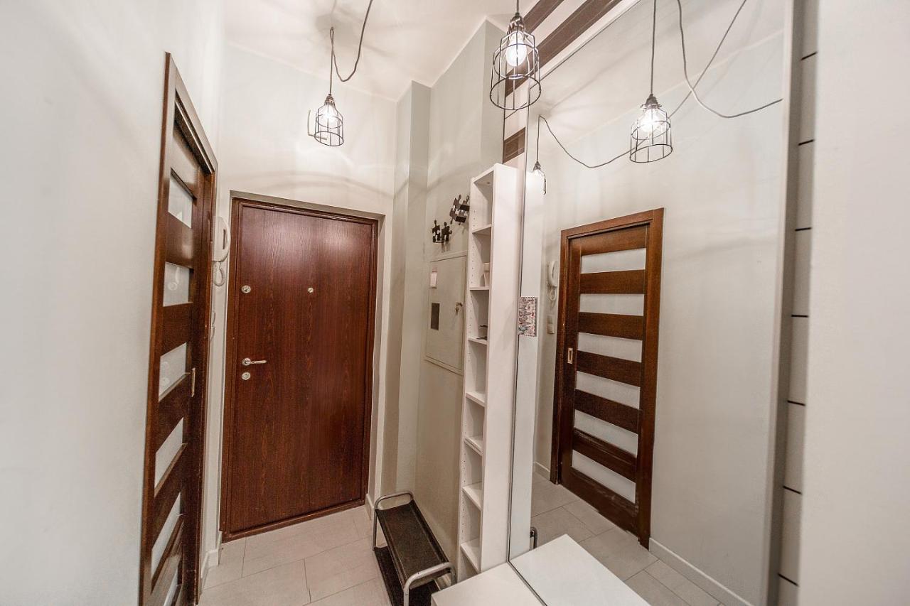Charming And Cozy-Golden Apartments-City Center&K3 Варшава Екстериор снимка
